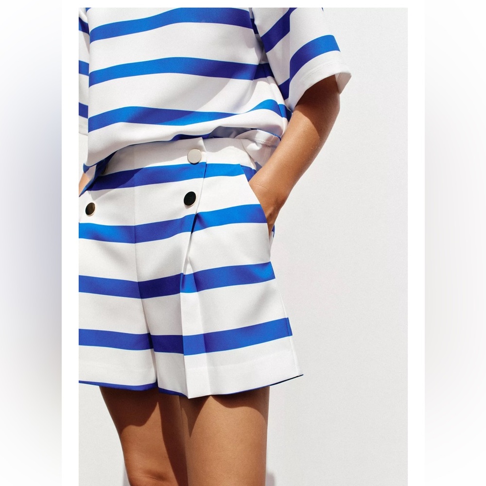 Zara Blue and White Striped Women Shorts - Picture 2 of 5